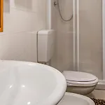 4 Bedroom Gorgeous In * Genua