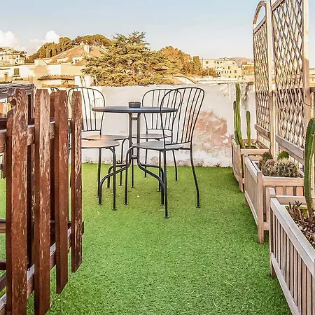 Apartment 4 Bedroom Beautiful In *