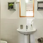 Apartmán 4 Bedroom Gorgeous In